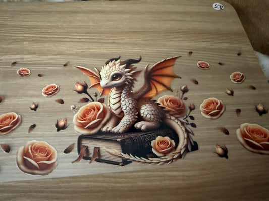Reptile - Cream Dragon sitting